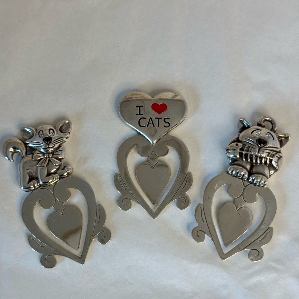 🌸Brighton pre-owned cat silver paper clips.